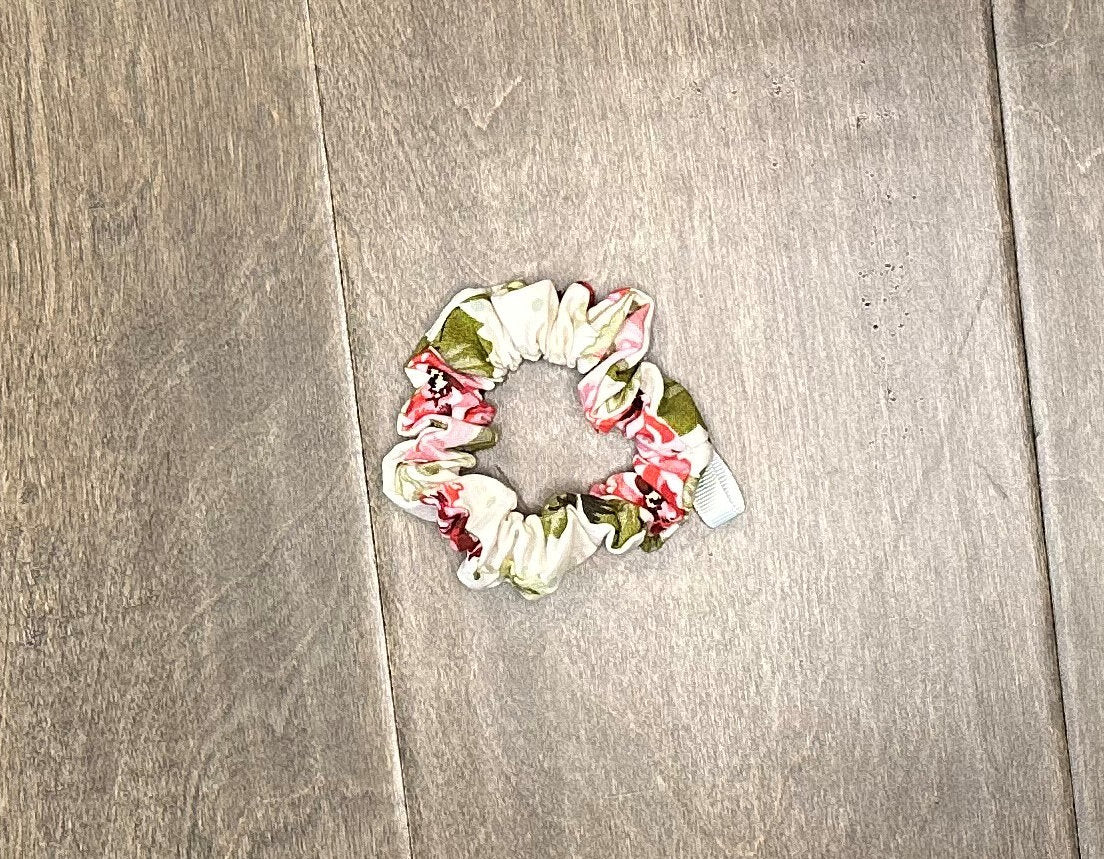 Gramma's Roses Scrunchies