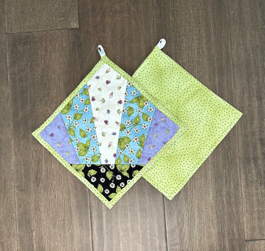 SALE!!! - Tiny Dots of Flowers, The Rae Potholder™